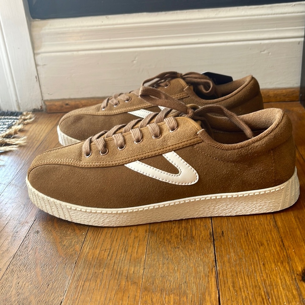 Tretorn Sneakers, Women’s 8, Saddle Brown/Tan Suede, NWT
